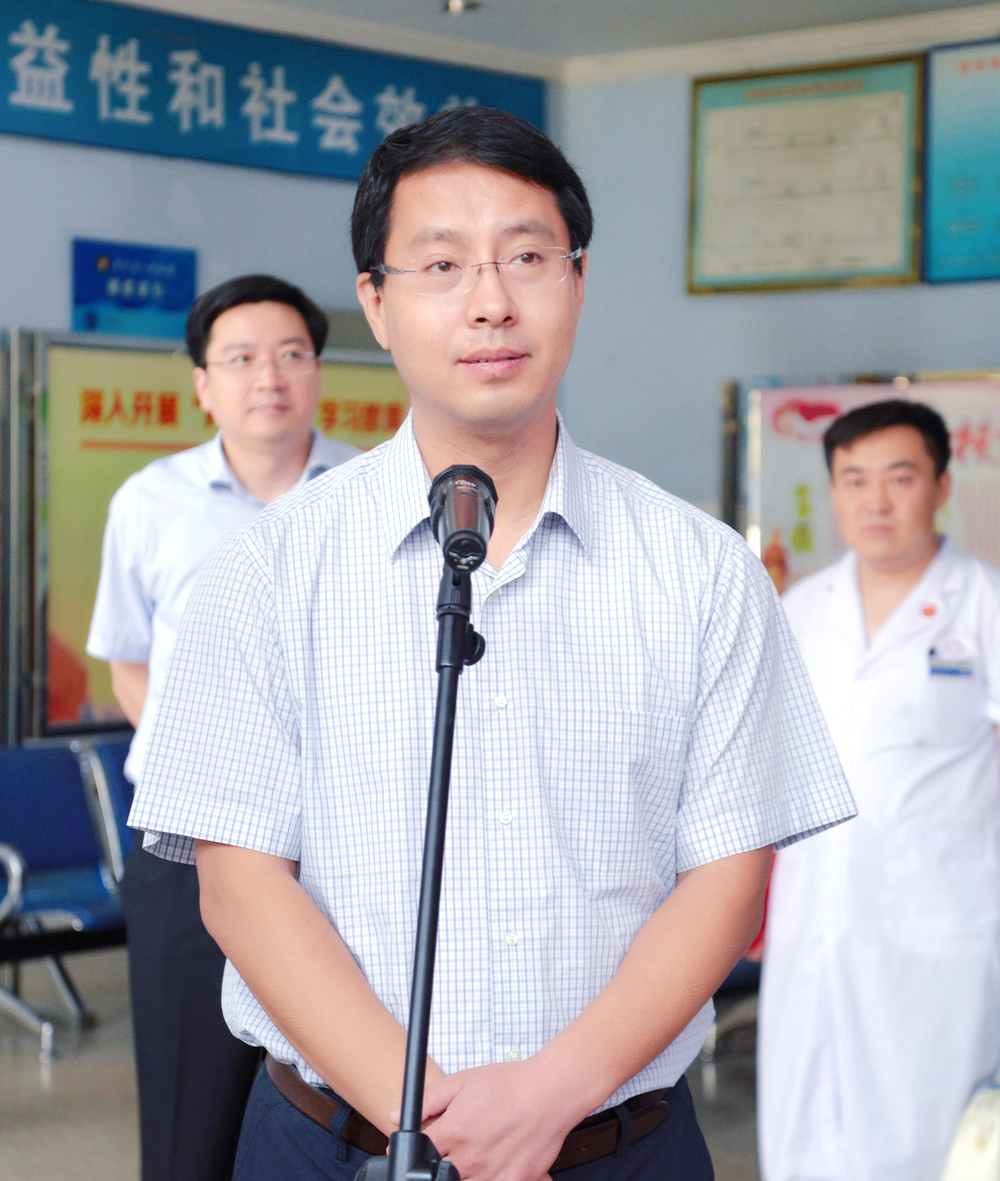 北京市中医管理局副局长禹震讲话.jpg 北京市中医管理局副局长禹震讲话.jpg