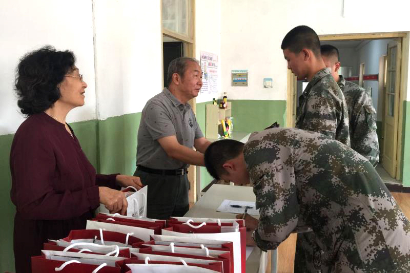 健康西城科普行走进通信营.jpg 健康西城科普行走进通信营.jpg