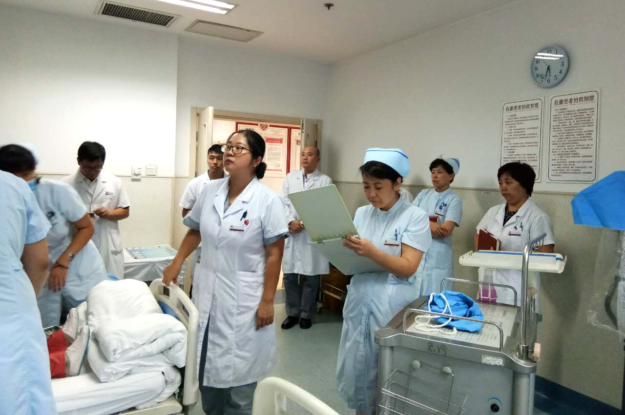 急救演练3.jpg 急救演练3.jpg