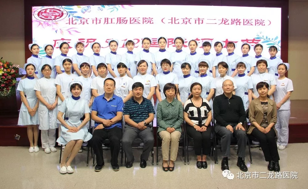 合影.webp.jpg 合影.webp.jpg