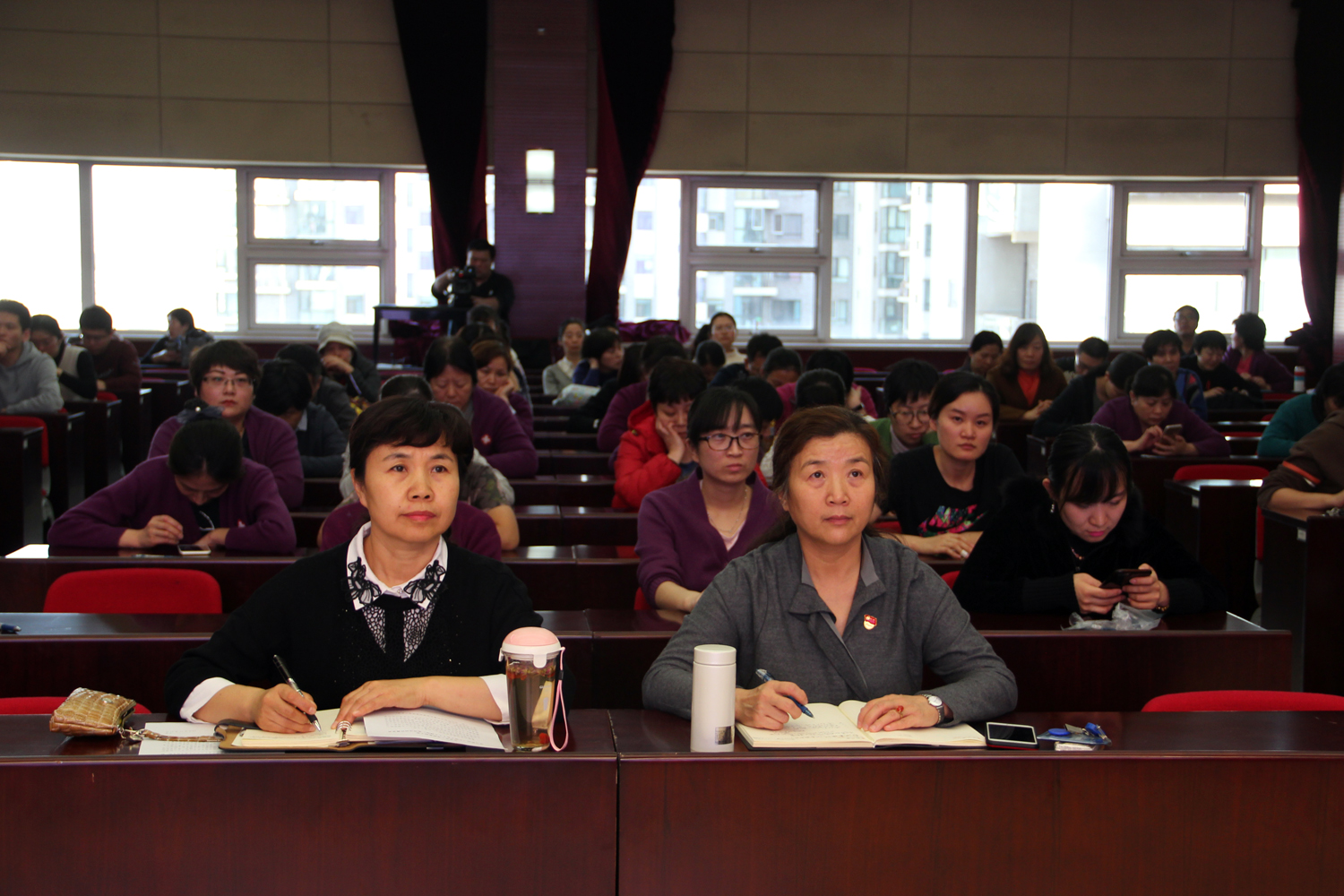 学习贯彻中国工会十七大精神,开创新时代工会工作新局面2.jpg 学习贯彻中国工会十七大精神,开创新时代工会工作新局面2.jpg