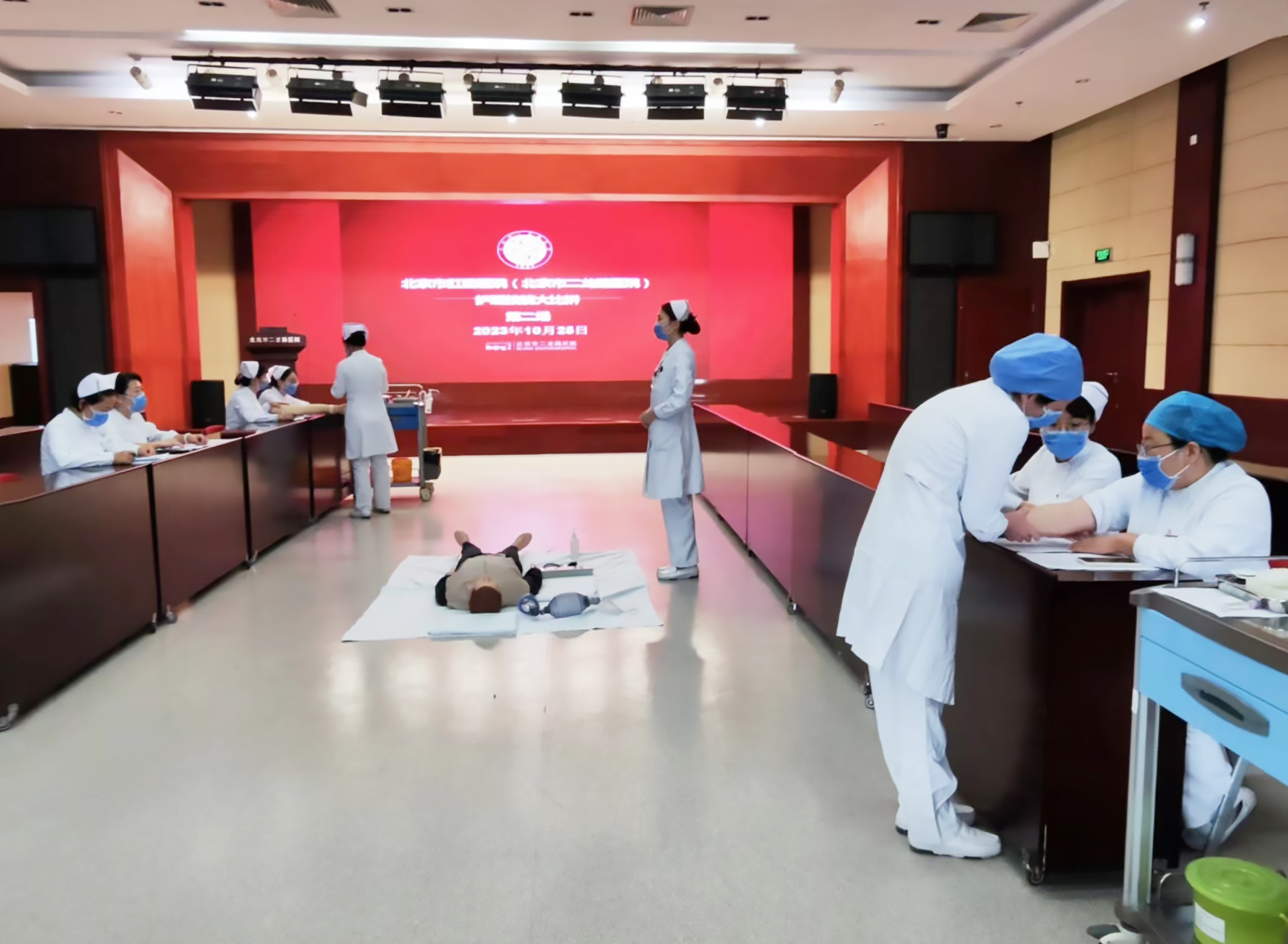 护理技能大比拼4.jpg 护理技能大比拼4.jpg